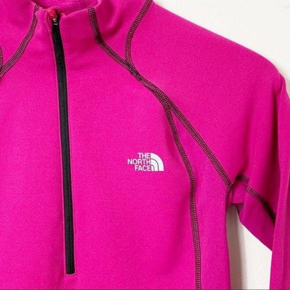THE NORTH FACE Vapor Wick Pullover Fuchsia - Picture 3 of 8